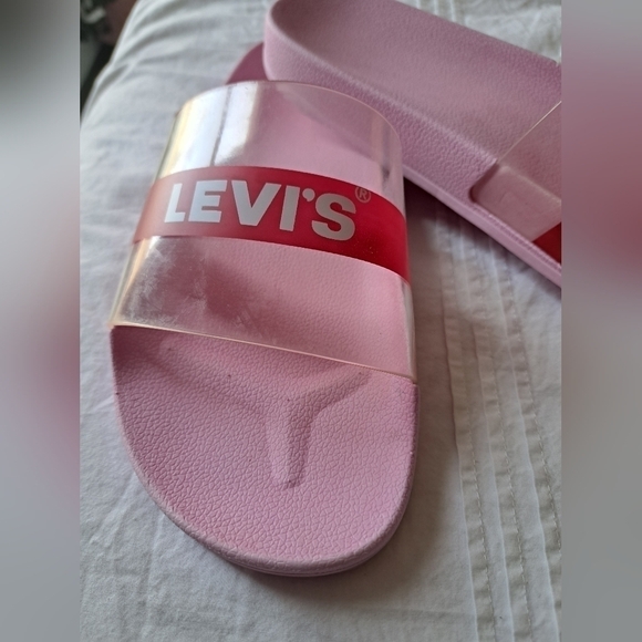 LEVI'S PINK SLIDES summer sandals shoes slip on beachy coastal swim flip flop 9 - Picture 6 of 6